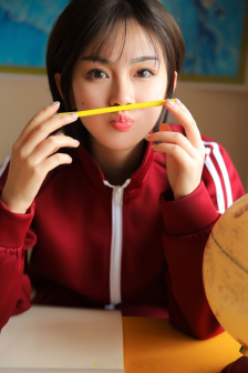 被三個男人躁我一個爽