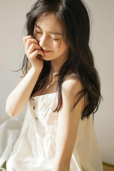 甘雨被旅行者擠扔的圖片大全