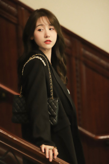 電影《金悔瓶》龔菲菲演員表