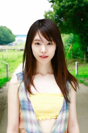 清純小雨被調教成YIN娃