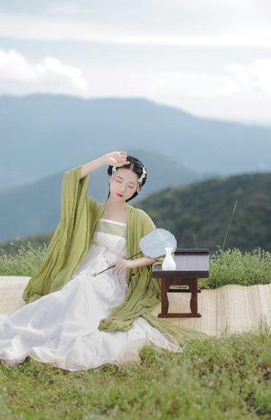 中字留在娘家兒媳婦的歌詞