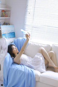 國產我和岳拇看A片的小說