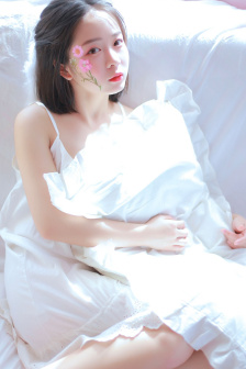 假千金挨日記(NPC)冷門書屋