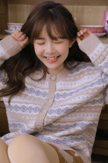 邊隔著內褲揉邊夾腿夾腿會怎么樣