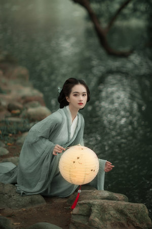 小白花被澆灌的日常BY木尺素