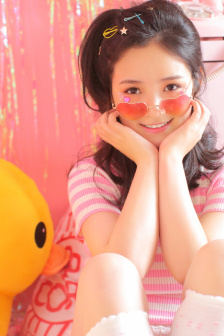 18脫內衣動漫網站