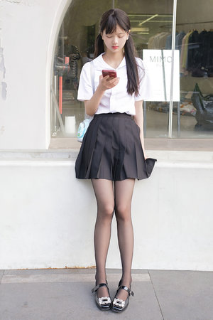 大雞巴弄得我好舒服視頻