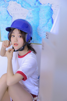 軍艦上的空姐法國1982電視劇