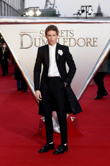 小伙滋潤老女人小說