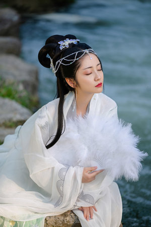 滿天星《高壓監獄2》