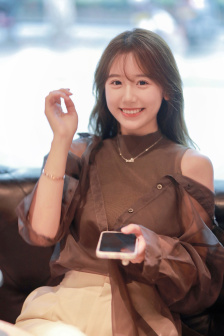 國色天香 中文字幕 在線視頻