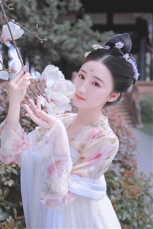 孫尚香坐鋼筋⊥上正能量