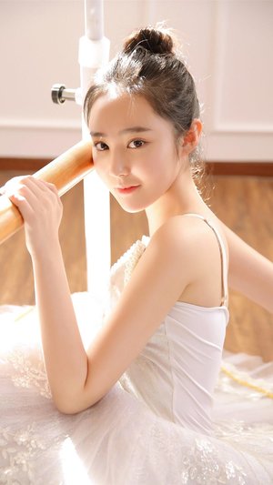 98在線  傳媒麻豆的視頻