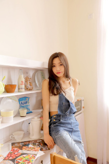 小婕子倫流澡到高潮小說