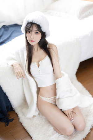 小區電工老周和趙美娜