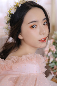 妻子初次接受三人行小說楊之易