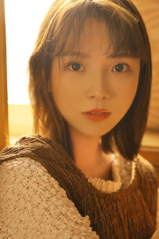 南京交通職業技術學院4p劉夢億