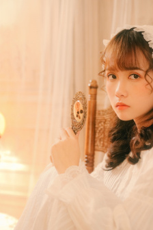 麻花傳劇原創MV在線看完整版視頻