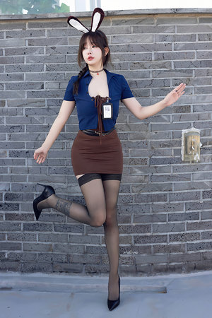 男女生一起愁愁愁