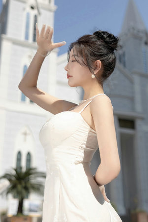 俄羅斯女子下半身裸露墜亡