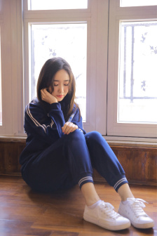 嗯…嗯哼嗯哼嗯哼嗯哼的英文歌