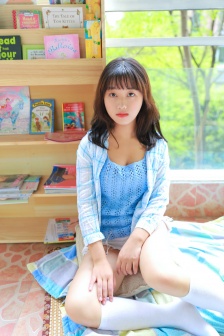 少婦挑戰三個黑人慘叫4P