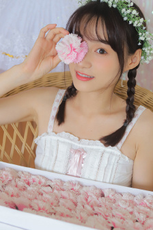 我的九個師娘傾國傾城