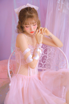 《爆乳女兵》成人版